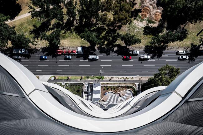 BIM建筑|圆润而不掉骨感的“王后之领”公寓楼