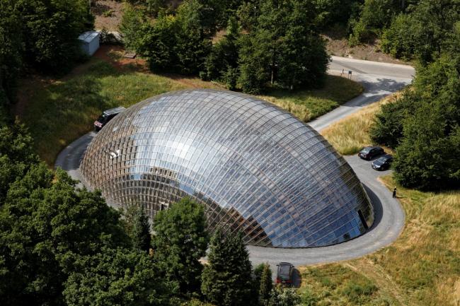 BIM建筑|一颗嵌进年夜地的琉璃鹅卵石——比利时品牌木材产业基地