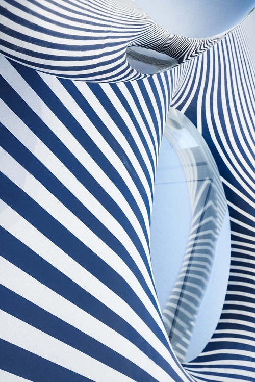 BIM建筑|眩晕的屋子指明年夜海的标的目的：秦皇岛海魂屋 / Wutopia Lab