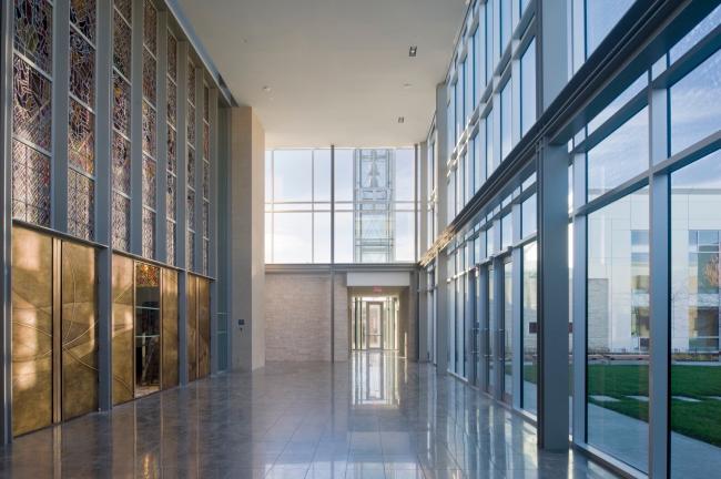 BIM建筑|圣约瑟夫神学院 / DIALOG