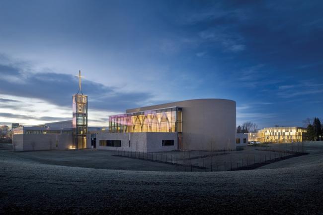 BIM建筑|圣约瑟夫神学院 / DIALOG