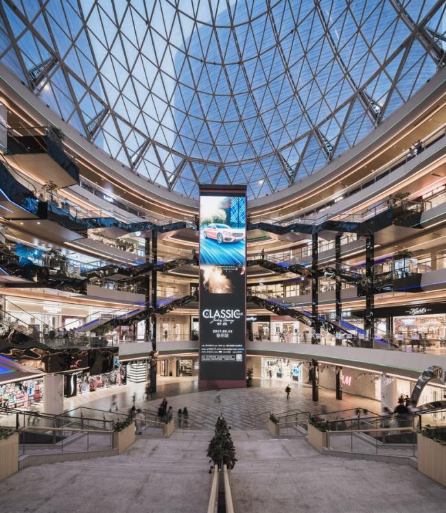 BIM建筑|弧形围绕错动的体量——云景彭城，徐州苏宁广场 / CCDI悉地国际