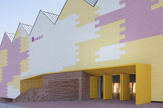 BIM建筑|岳阳县第三中学风雨操场兼陈述厅 / SUP素朴建筑工作室