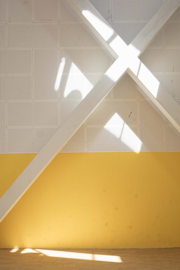 BIM建筑|岳阳县第三中学风雨操场兼陈述厅 / SUP素朴建筑工作室