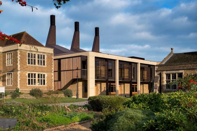 BIM建筑|既畅想将来，又尊重曩昔：切特豪斯黉舍科学和数学讲授中间