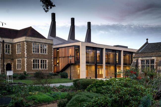 BIM建筑|既畅想将来，又尊重曩昔：切特豪斯黉舍科学和数学讲授中间