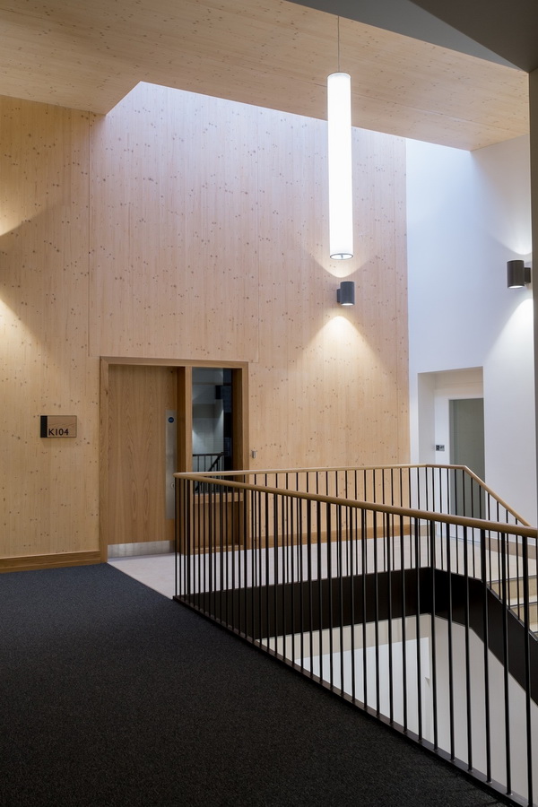 BIM建筑|既畅想将来，又尊重曩昔：切特豪斯黉舍科学和数学讲授中间