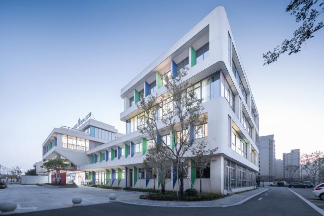 BIM建筑|YY梯田黉舍：宁波艾迪国际幼儿园