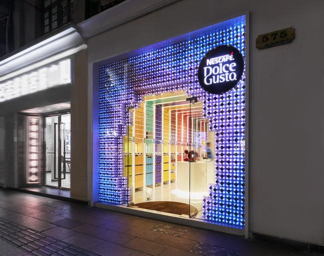 BIM建筑|用3000只胶囊摸索将来咖啡店