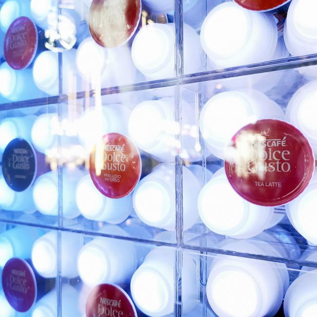 BIM建筑|用3000只胶囊摸索将来咖啡店