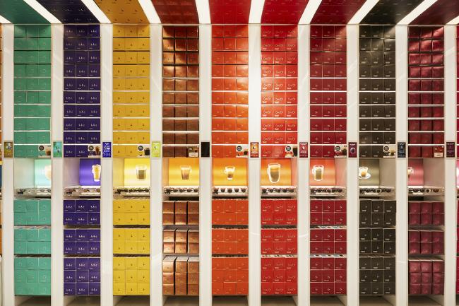 BIM建筑|用3000只胶囊摸索将来咖啡店