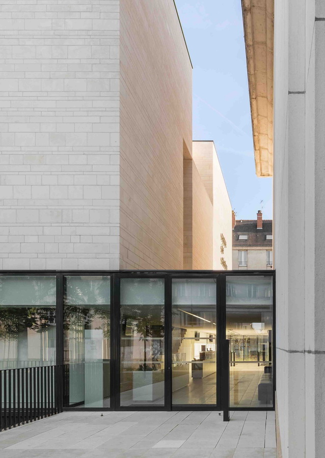 BIM建筑|抽象 • 记忆——法国OlivierDebré今世艺术中间 / Aires Mateus