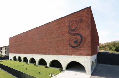 BIM建筑|库捷耶沃红砖酿酒厂-BIM建筑网