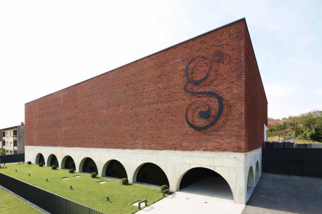 BIM建筑|库捷耶沃红砖酿酒厂