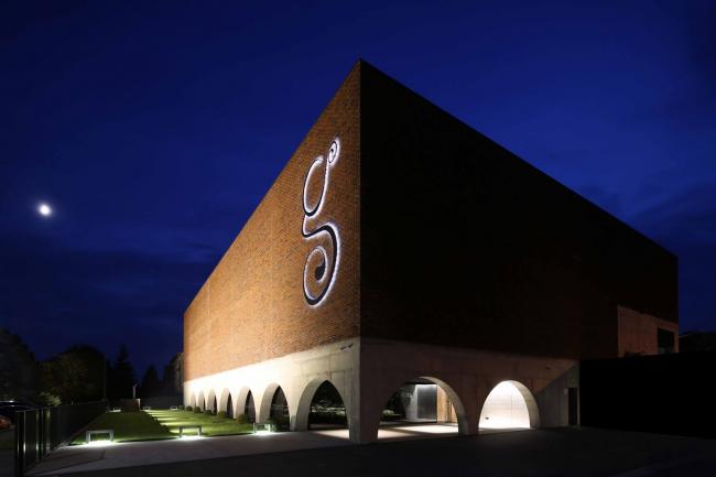 BIM建筑|库捷耶沃红砖酿酒厂