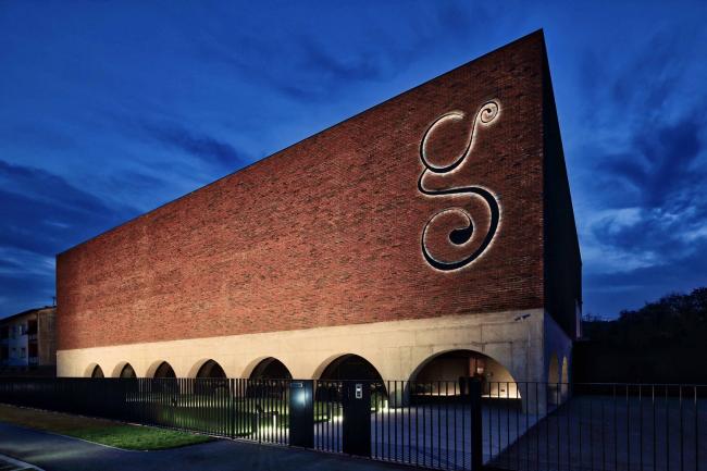 BIM建筑|库捷耶沃红砖酿酒厂