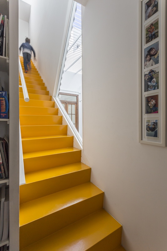 BIM建筑|新旧融会，将立面设计莳植成垂直花圃 / 玛尔塔室第