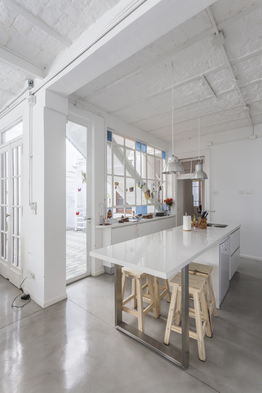 BIM建筑|新旧融会，将立面设计莳植成垂直花圃 / 玛尔塔室第