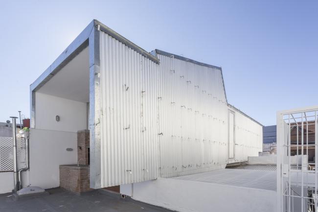 BIM建筑|新旧融会，将立面设计莳植成垂直花圃 / 玛尔塔室第