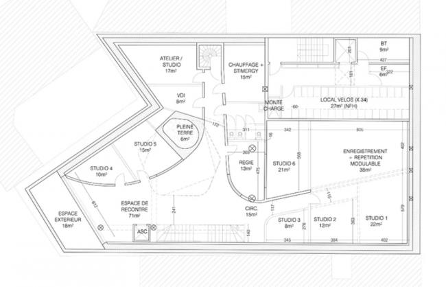 BIM建筑|墙面能吹奏乐曲的风琴式综合音乐中间