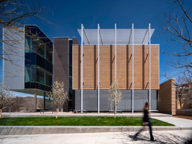 BIM建筑|科尔斯·泰克研讨中间