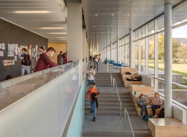 BIM建筑|科尔斯·泰克研讨中间