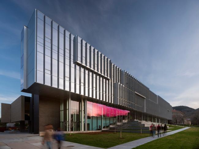 BIM建筑|科尔斯·泰克研讨中间