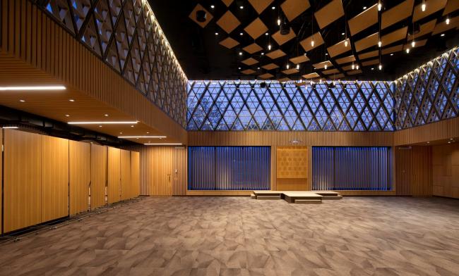 BIM建筑|NBI社区里犹太教堂和社区中间聚集体 / Nicolas Loi