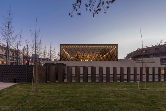 BIM建筑|NBI社区里犹太教堂和社区中间聚集体 / Nicolas Loi