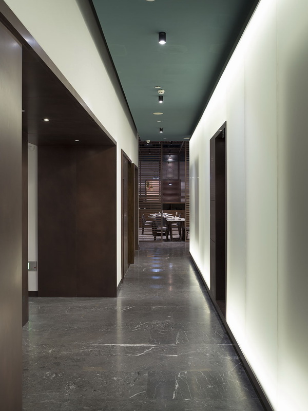 BIM建筑|上海陆家嘴荣庐餐厅 / 间筑设计