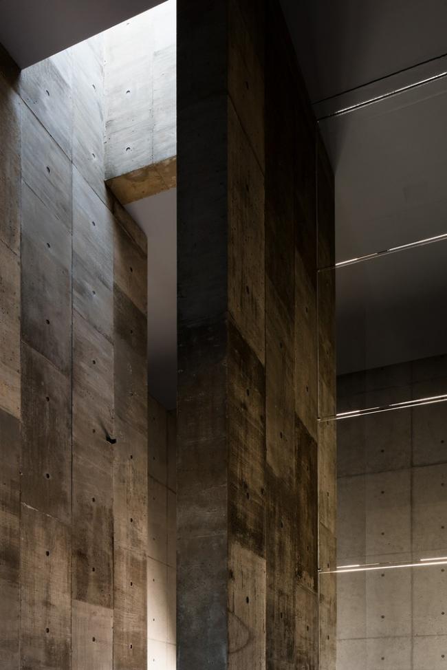 BIM建筑|用净水混凝土美学创作发明出的古朴实雅：安静之家