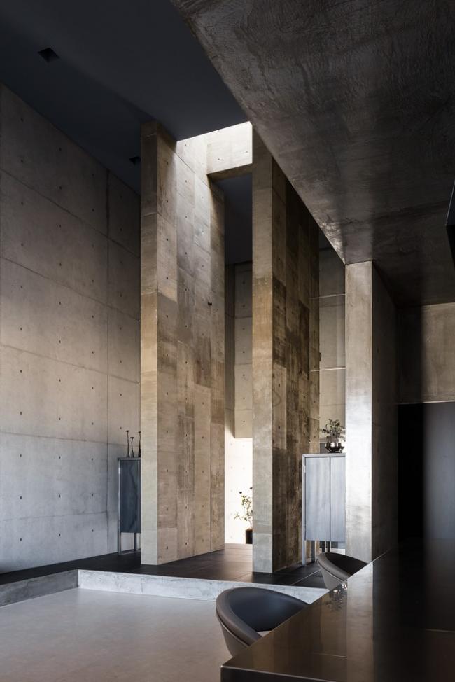 BIM建筑|用净水混凝土美学创作发明出的古朴实雅：安静之家