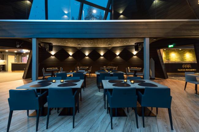 BIM建筑|纵享皑皑白雪与极光星空：芬兰度假板屋酒店