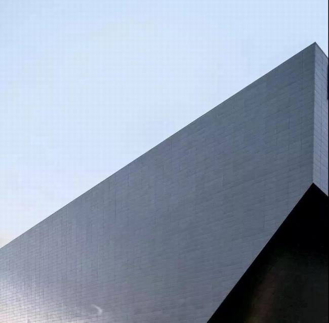 BIM建筑|腾讯武汉研发中间 / 栖城设计