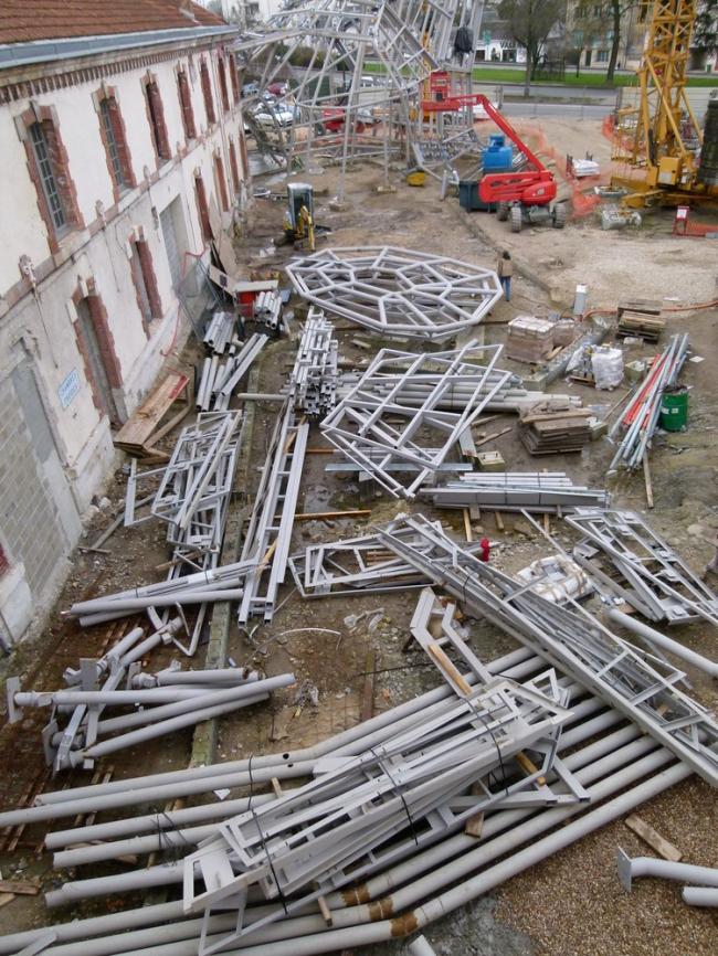 BIM建筑|扭曲聚变，来自将来极具科幻摩登感的前瞻性之作——FRAC文化中间