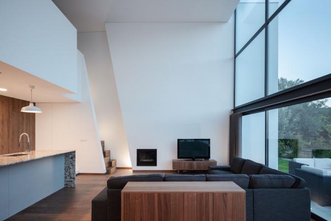 BIM建筑|葡萄牙村落与后现代主义下谱奏的现代村歌：Gafarim之家