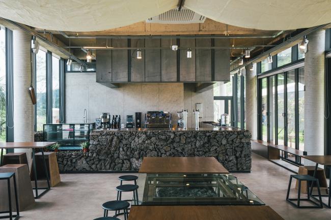 BIM建筑|仿佛散落平原的部族聚落：Around Follie社区