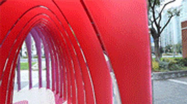 BIM建筑|献给平常之爱的礼品：外滩船埠爱心互动装配 / 上海华都建筑计划设计