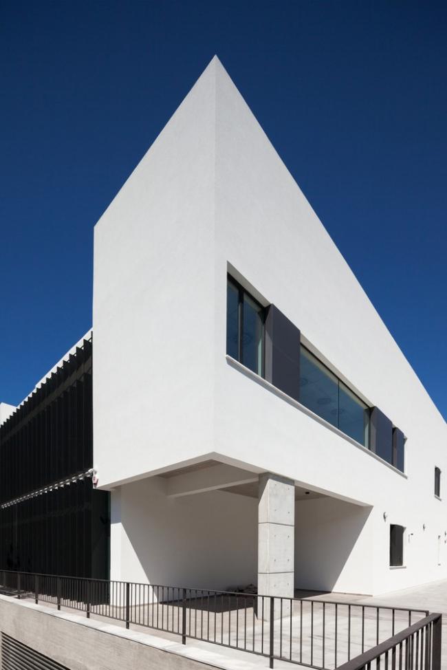 BIM建筑|帕福斯处所法院/ Varda Studio