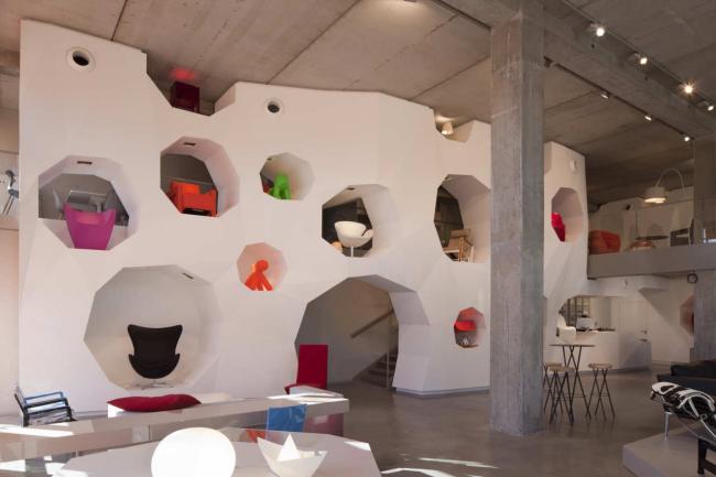 BIM建筑|建筑的几何机变演绎，橙色立方体中的曲面球体：里昂文化中间