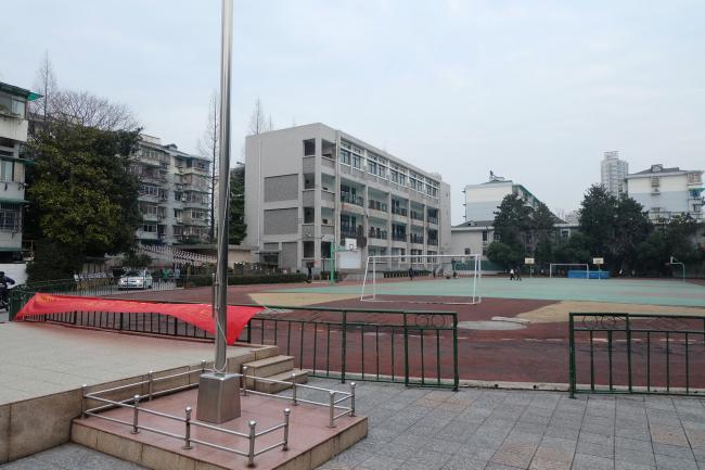 BIM建筑|梦幻般的蓝色操场：濮家小学濮家校区整体改革/形而上+杭州橡地建筑