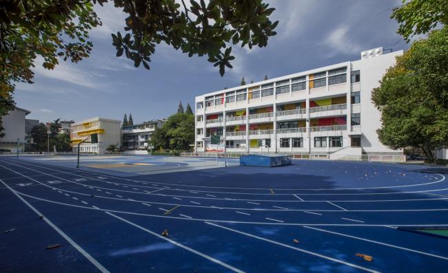 BIM建筑|梦幻般的蓝色操场：濮家小学濮家校区整体改革/形而上+杭州橡地建筑