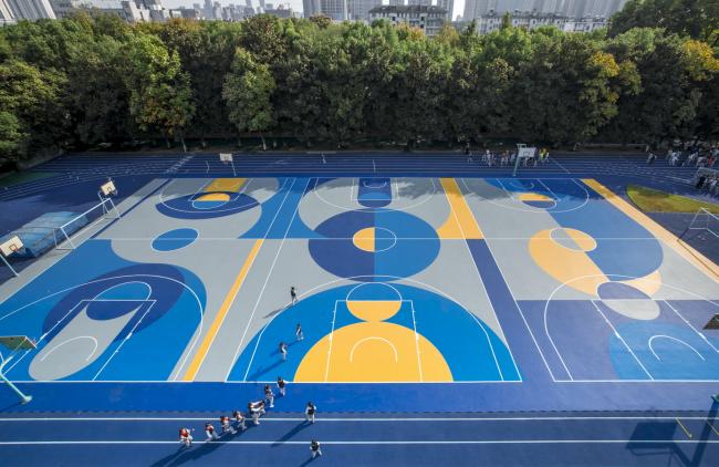 BIM建筑|梦幻般的蓝色操场：濮家小学濮家校区整体改革/形而上+杭州橡地建筑