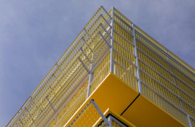 BIM建筑|梦幻般的蓝色操场：濮家小学濮家校区整体改革/形而上+杭州橡地建筑