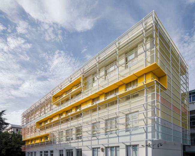 BIM建筑|梦幻般的蓝色操场：濮家小学濮家校区整体改革/形而上+杭州橡地建筑