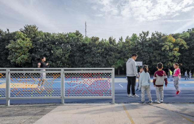 BIM建筑|梦幻般的蓝色操场：濮家小学濮家校区整体改革/形而上+杭州橡地建筑