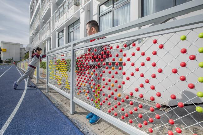 BIM建筑|梦幻般的蓝色操场：濮家小学濮家校区整体改革/形而上+杭州橡地建筑