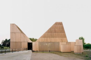 BIM建筑|耐久弥新，随时光沉淀幻化外表的挪威松木教堂-BIM建筑网