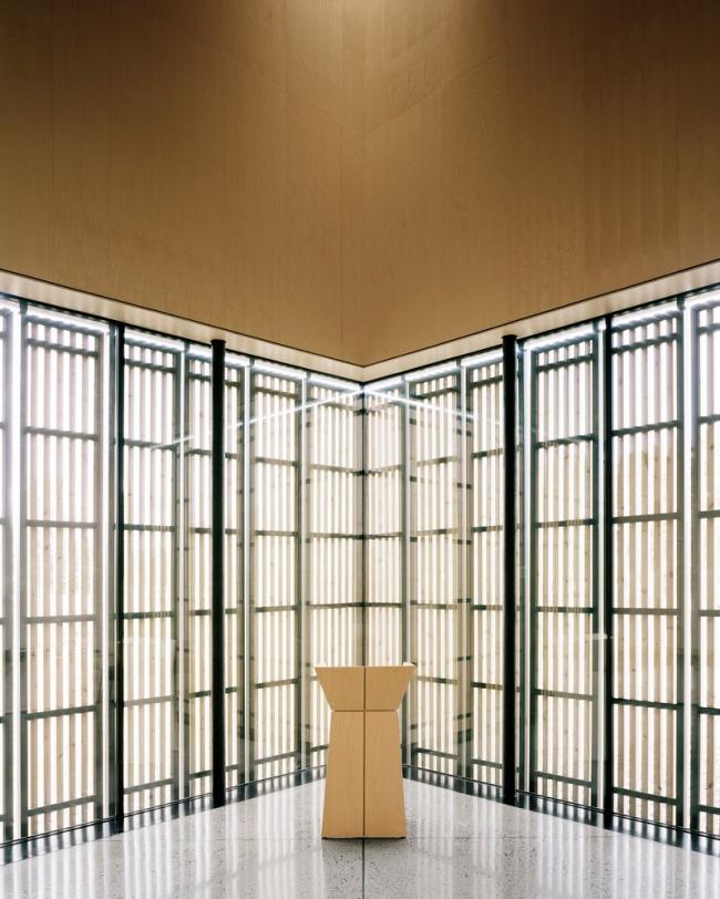 BIM建筑|耐久弥新，随时光沉淀幻化外表的挪威松木教堂