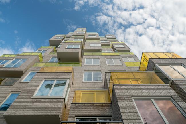 BIM建筑|像素化体快谱奏的俏皮乐章：阿姆斯特丹夏季公寓